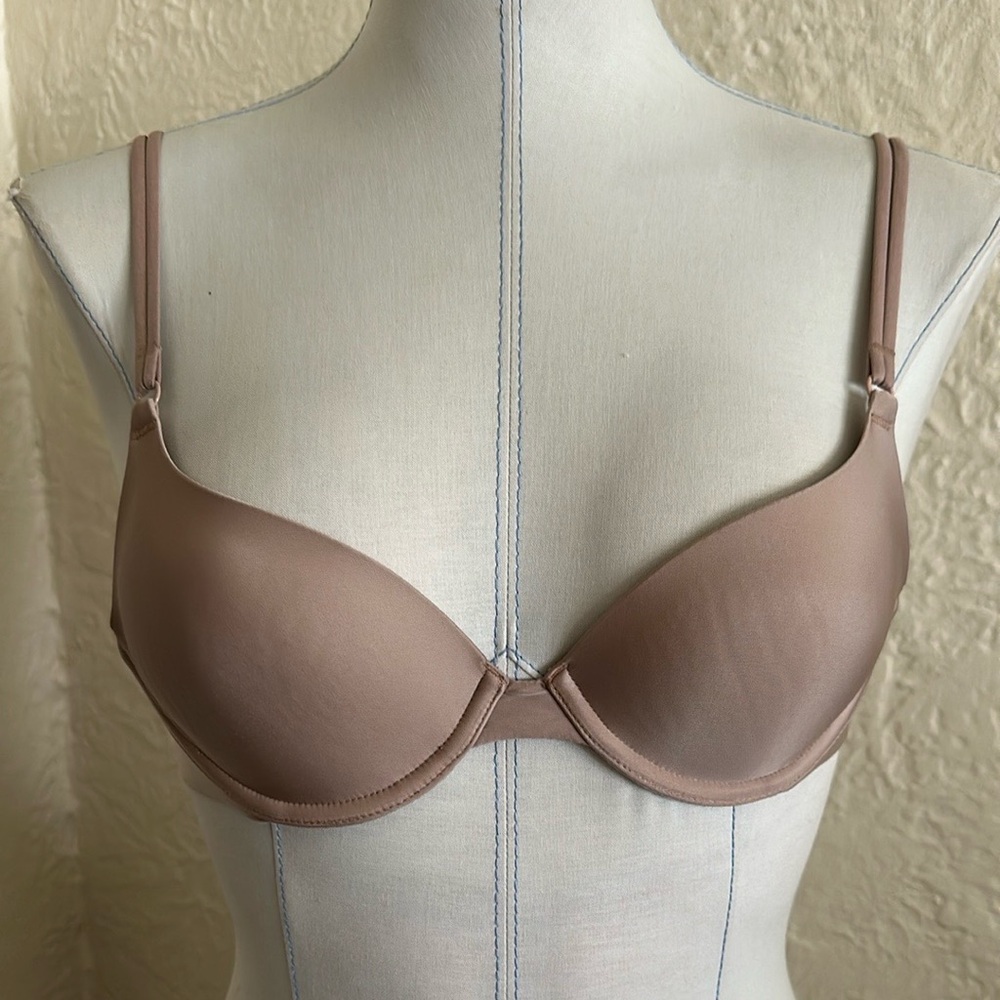 Victoria’s Secret Nude Beige Demi Bra 32B Lightly Lined